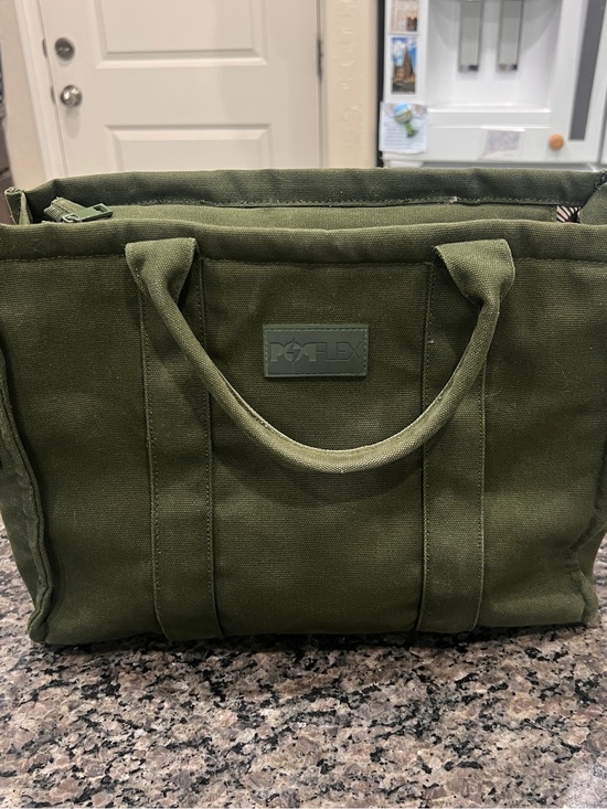 POPFLEX Other - Popflex Sloane Tote - Olive